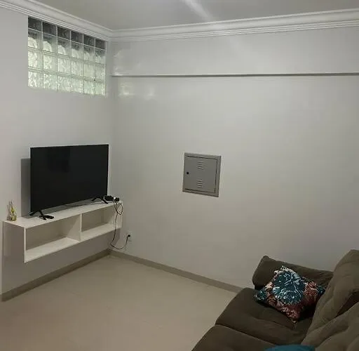 Apartamento Completo Ao Lado Praca Dos Girassois