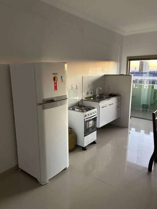 Completo Ao Lado Praca Dos Girassois Apartamento *